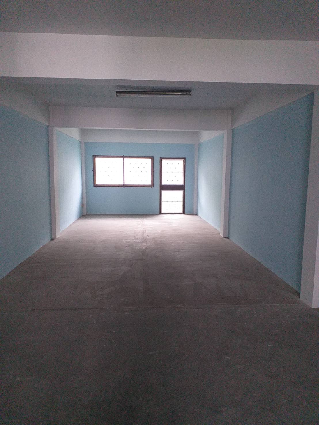 ขายตึกแถว นนทบุรี ทาสีใหม่ทั้งหลัง แหล่งธุรกิจค้าขาย ติดรถไฟฟ้า ใกล้เรือด่วนเจ้าพระยา